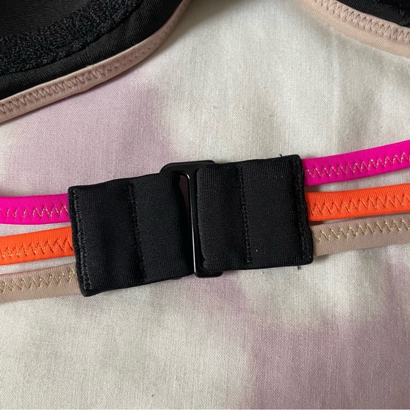 Women’s Victoria’s Secret Colorblock Contrast Bikini Set - Picture 6 of 13